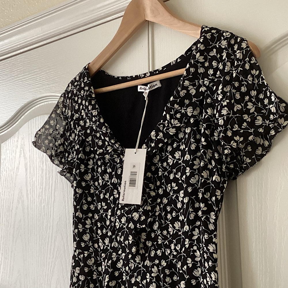 NWT Reformation Talleen Floral Midi Dress, 2 - Picture 9 of 14
